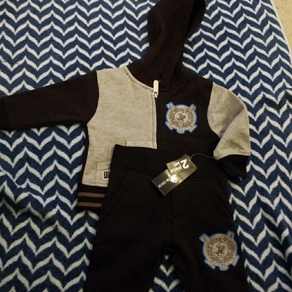 Sweat suit. Bundle and save